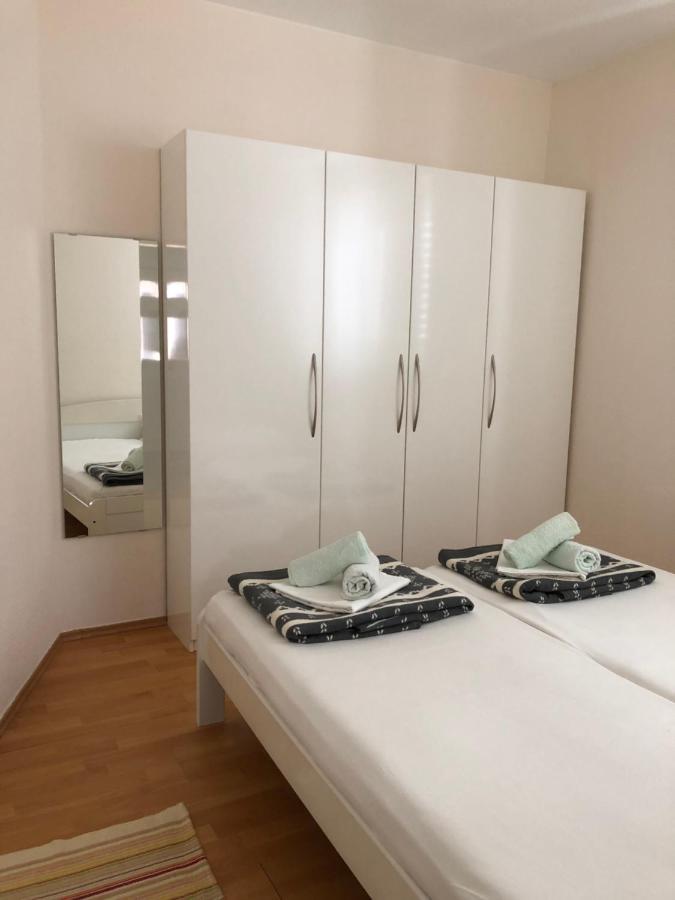 וודיצה Apartments Irena מראה חיצוני תמונה