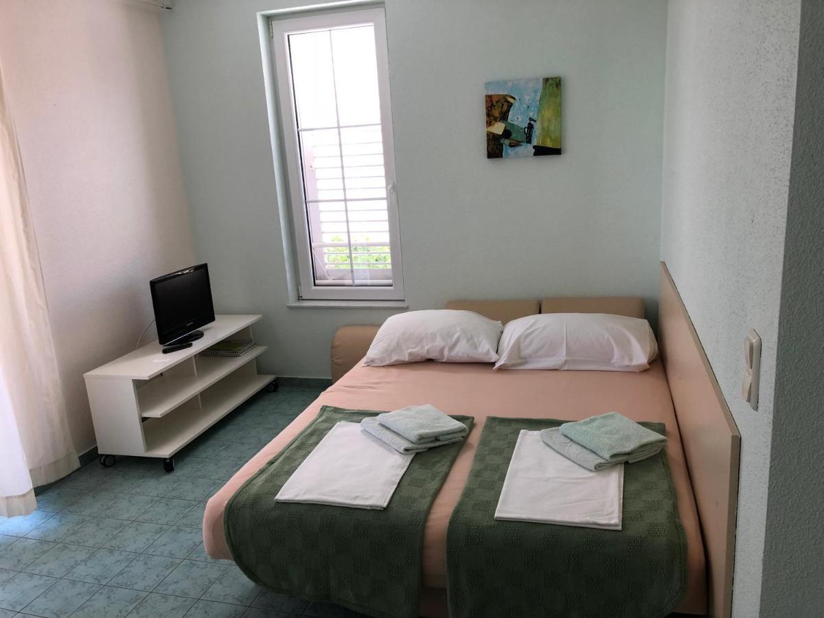 וודיצה Apartments Irena מראה חיצוני תמונה